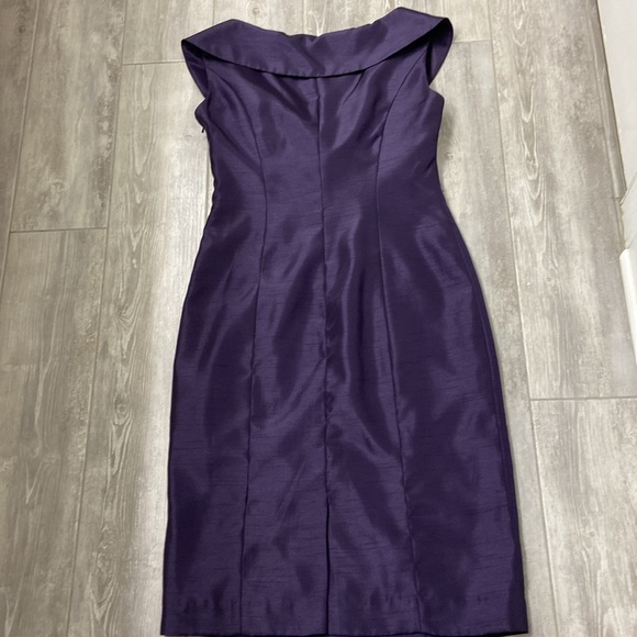 Jones New York dress size 4. - Picture 6 of 10